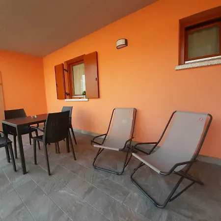 Morettina Con Terrazzo Apartment